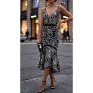 Karina Grimaldi Mini Dress Black & White Paisley V-Neck Size M Cocktail Party